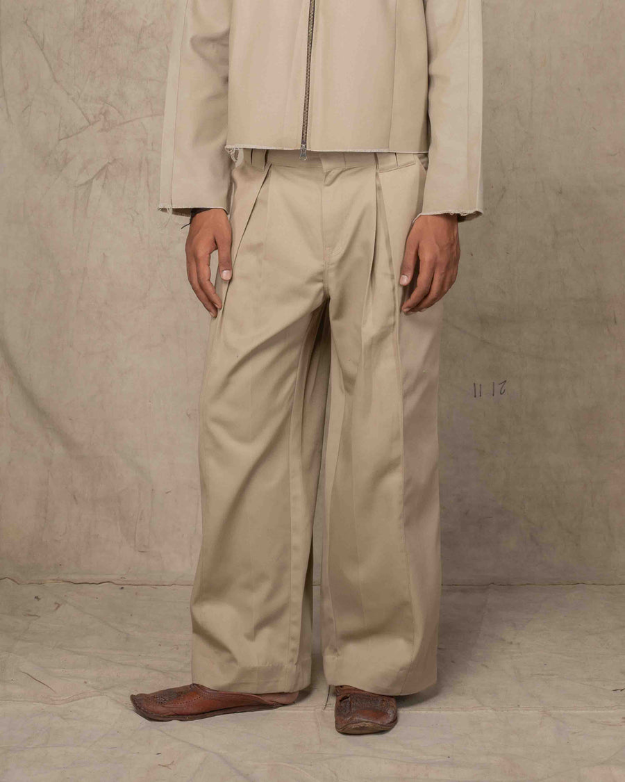 PLEATED PANTS BEIGE