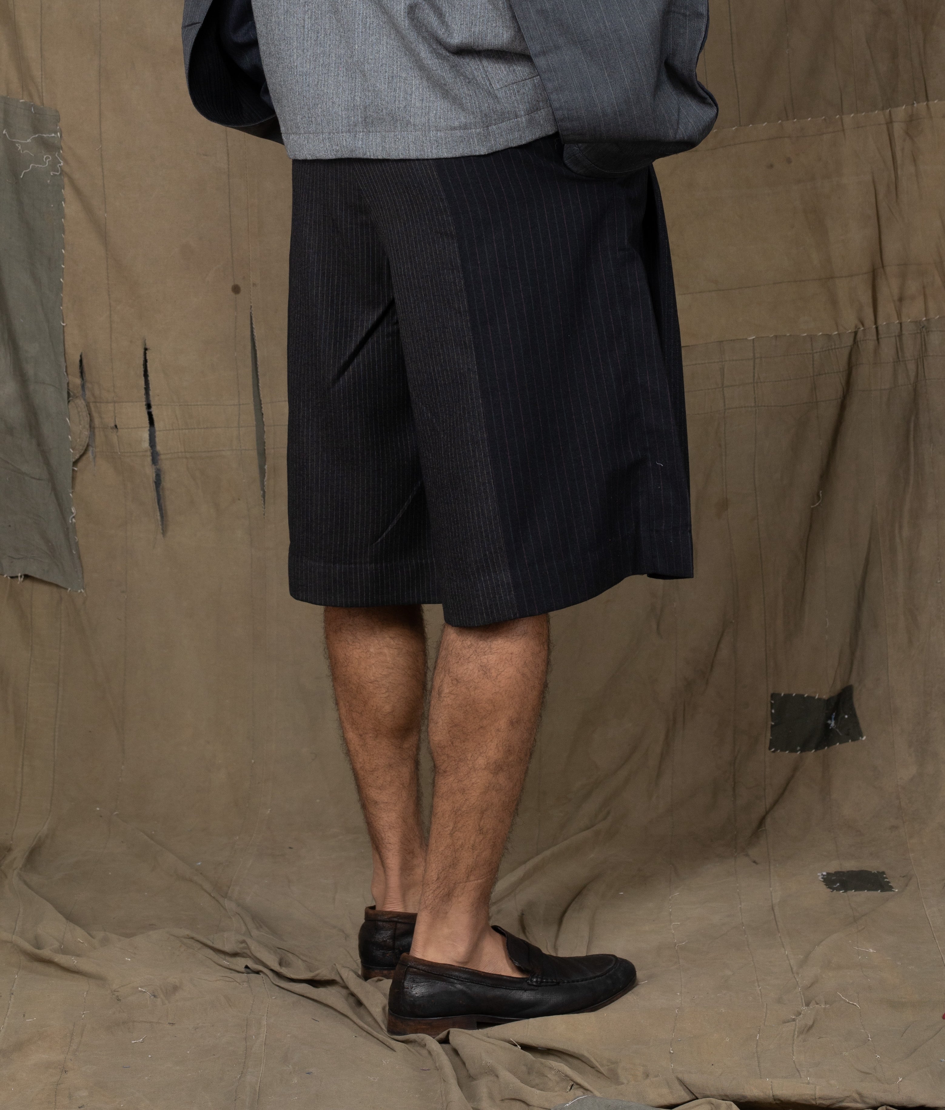 DOUBLE PLEATED DAFTAR SHORTS