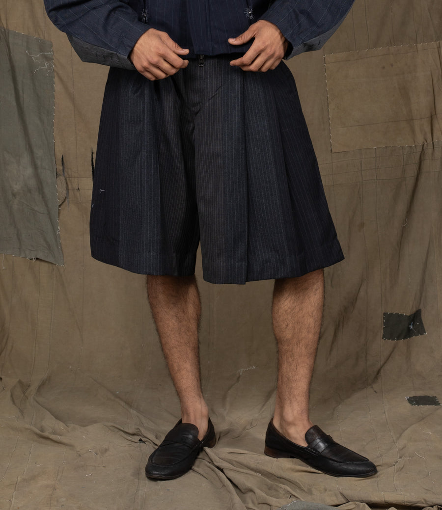 DOUBLE PLEATED DAFTAR SHORTS