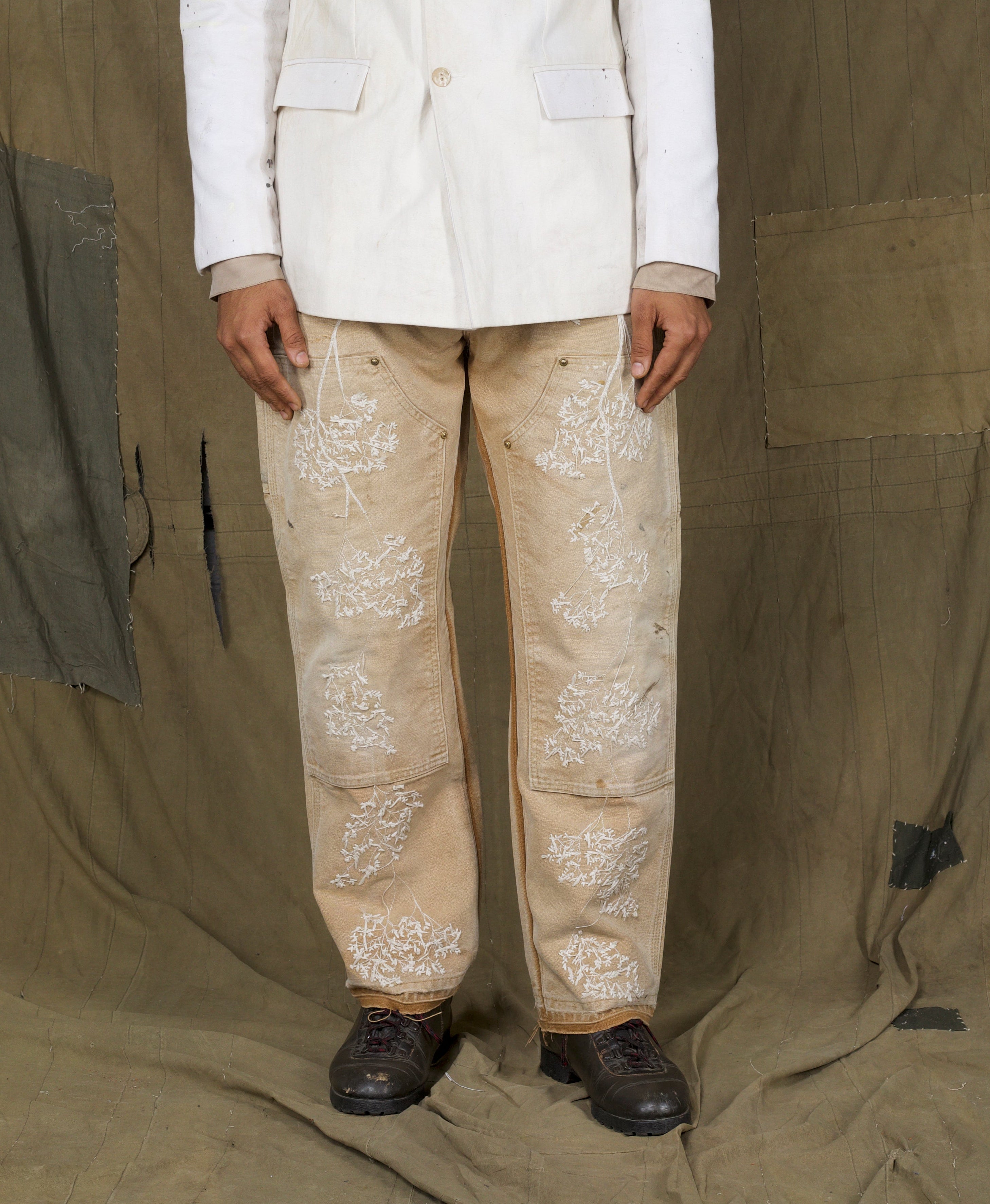 TRELLISS BACK OF THE EMB PANTS