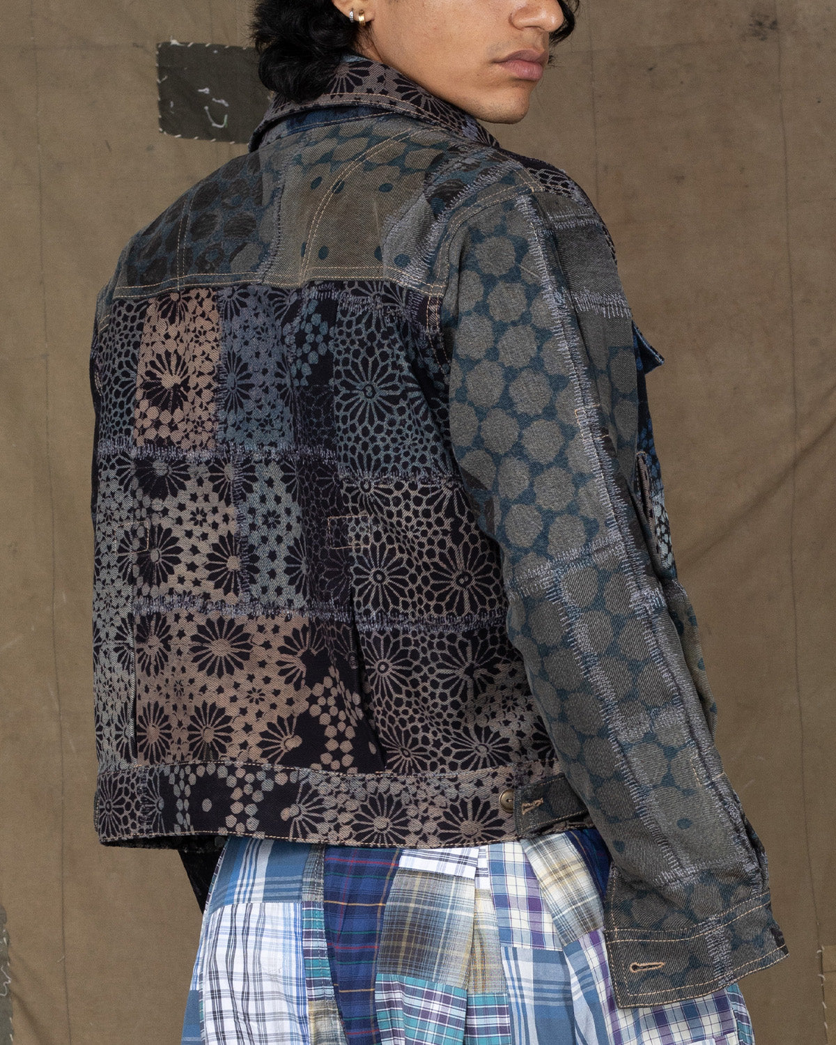 AJRAKH TRUCKER