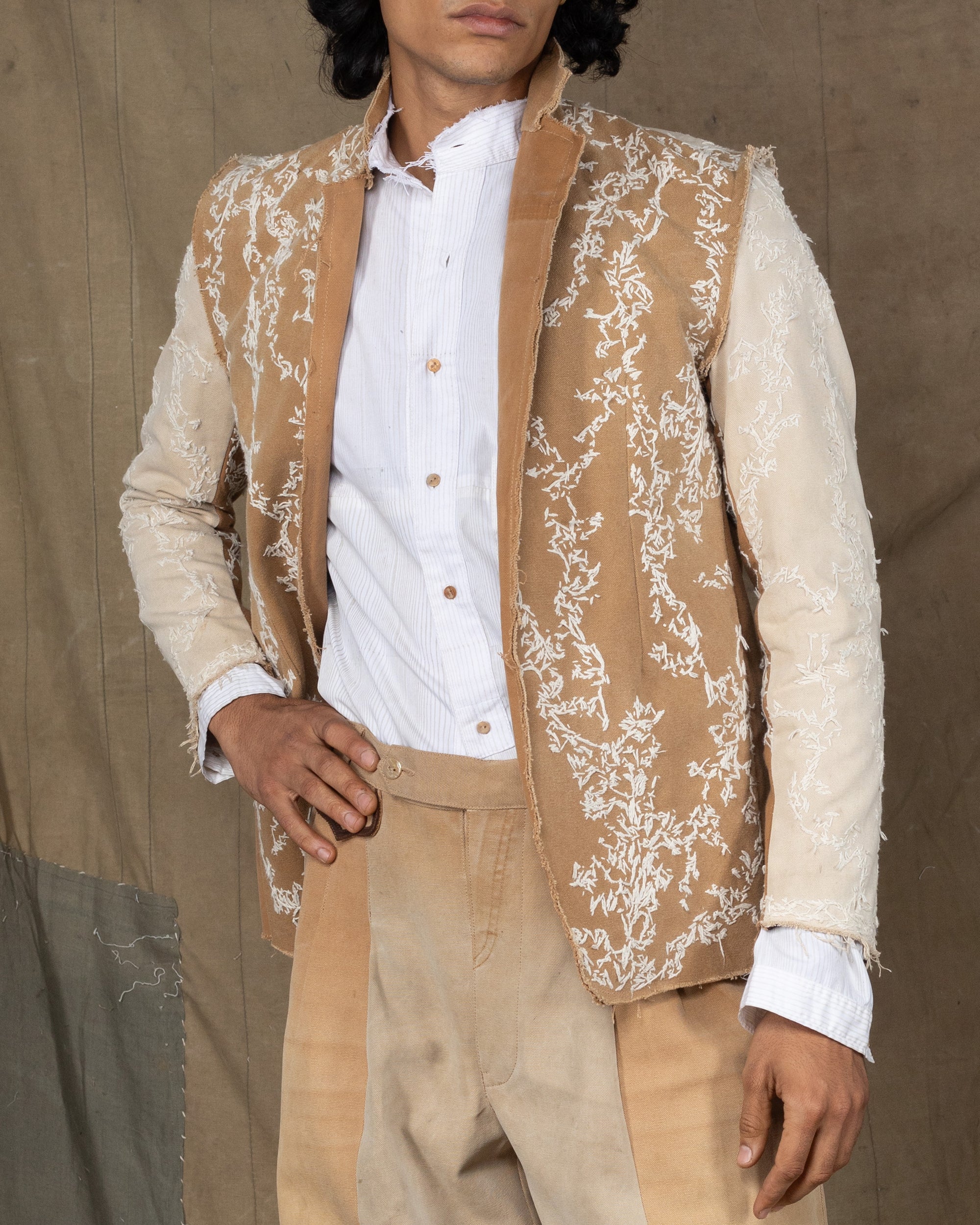 BARAAT BANDHGALA BEIGE