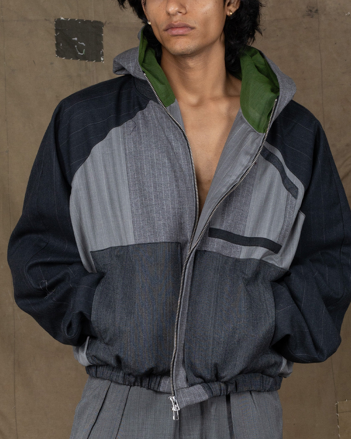 Daftar Tech Hoodie